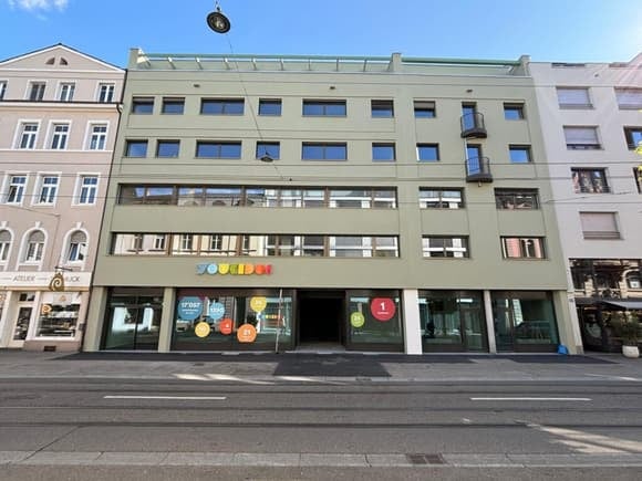 Kernsanierte Wohnung an TOPLAGE in Basel - Bild 1