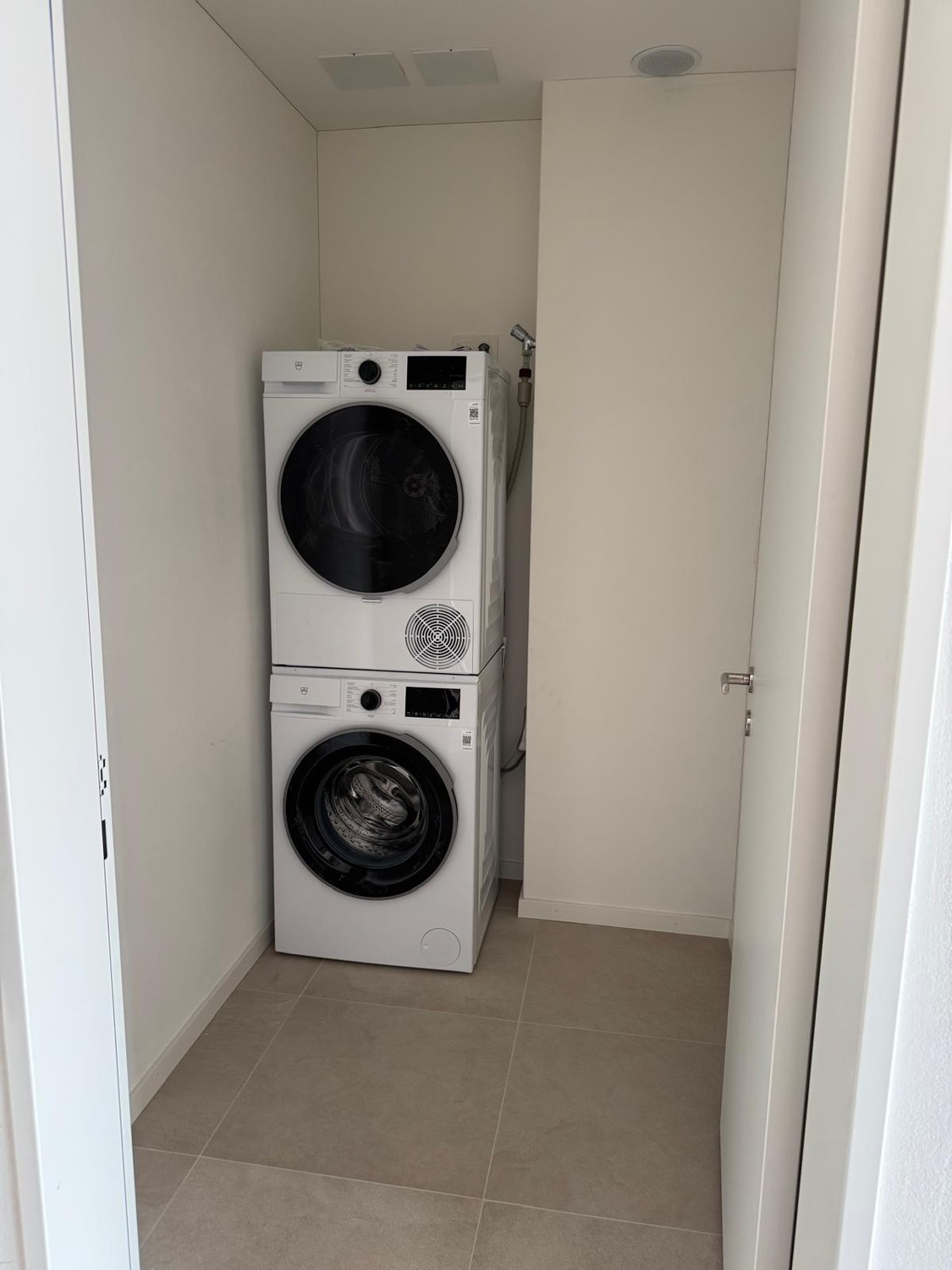 Grosszügige 4.5-Zimmer Neubauwohnung (125 m²)  Erstbezug ab 01. April 2026 in ruhiger Lage Birmensdorf - Bild 12