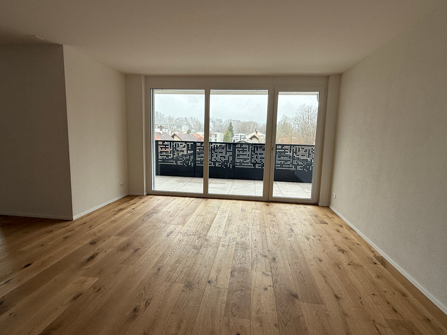 NEUBAU MFH 3.5 ZW zu vermieten - Bild 3