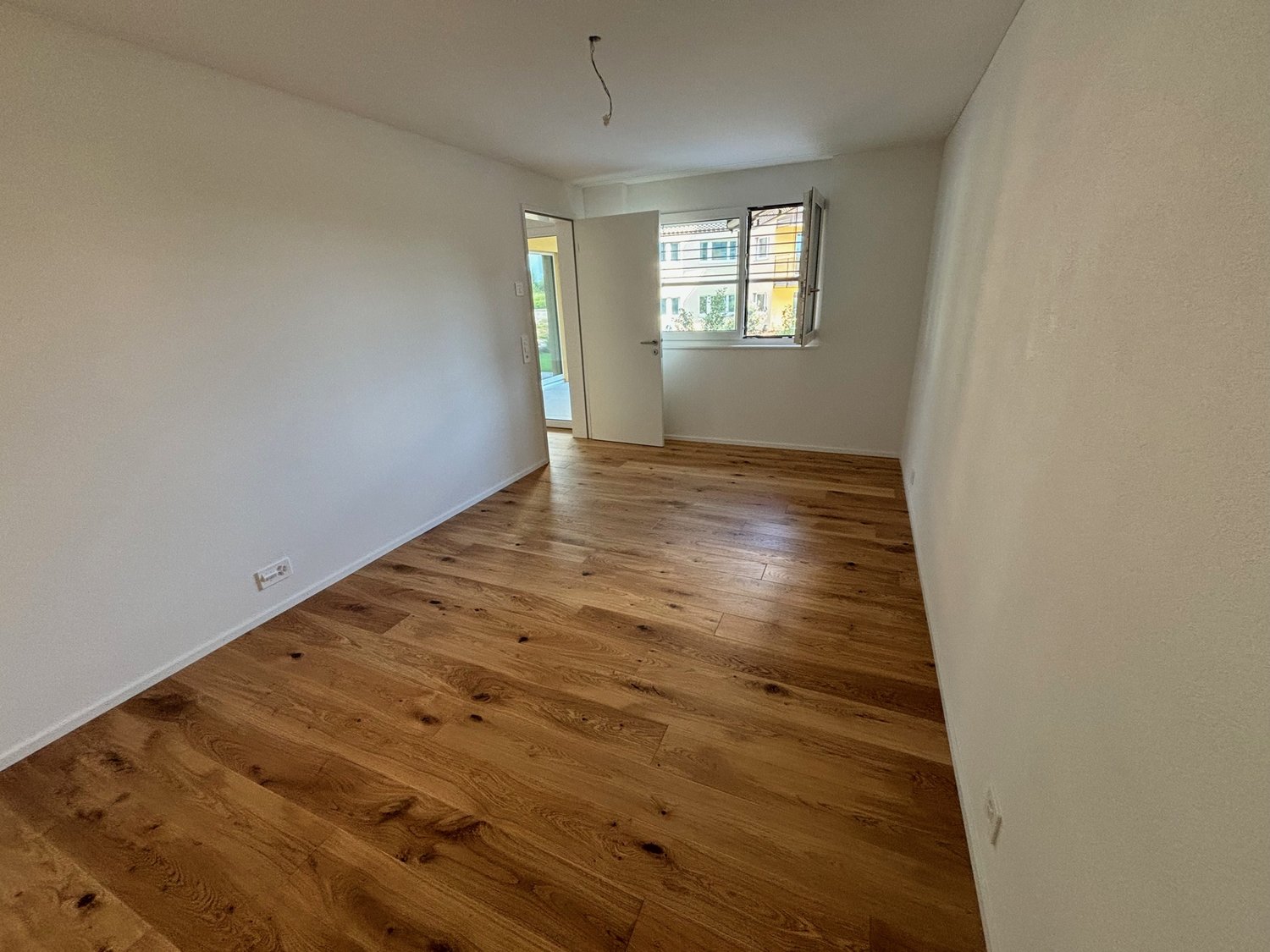 Hochwertige 2.5 Zimmer Neubauwohnung zu mieten - Schlafzimmer