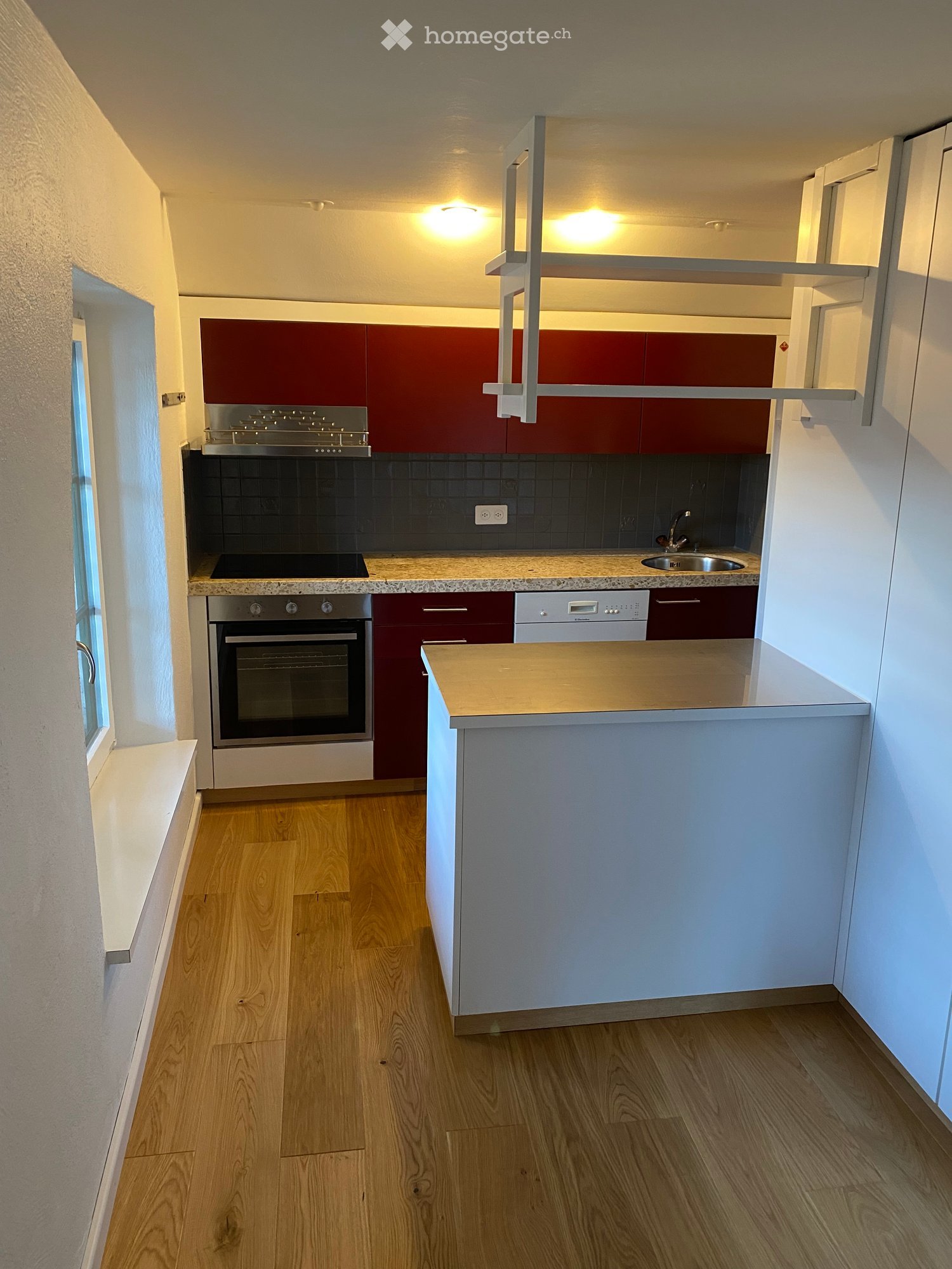 Charmante 2.5-Zimmer-Dachwohnung an zentraler Lage - Bild 4