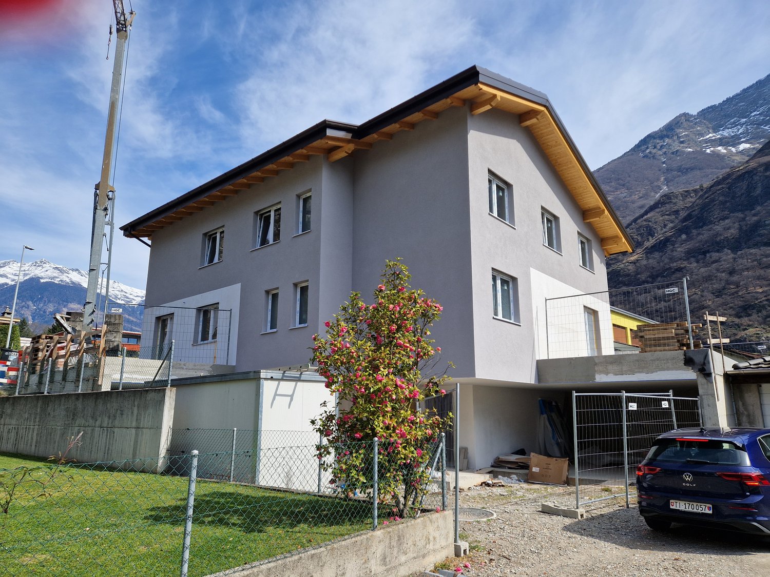 Casa bifamiliare moderna in costruzione a Biasca - Bild 2