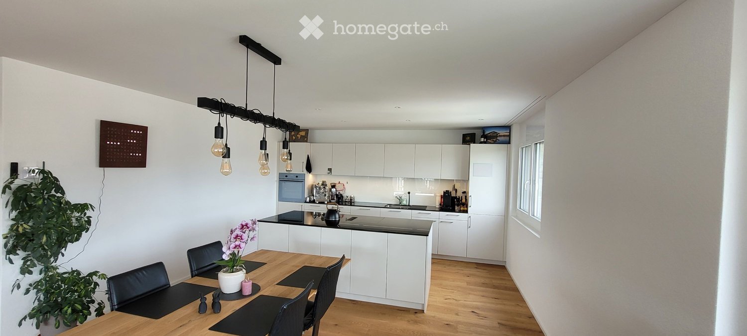 Moderne 2.5-Zimmer-Attikawohnung in Weinfelden - Bild 1