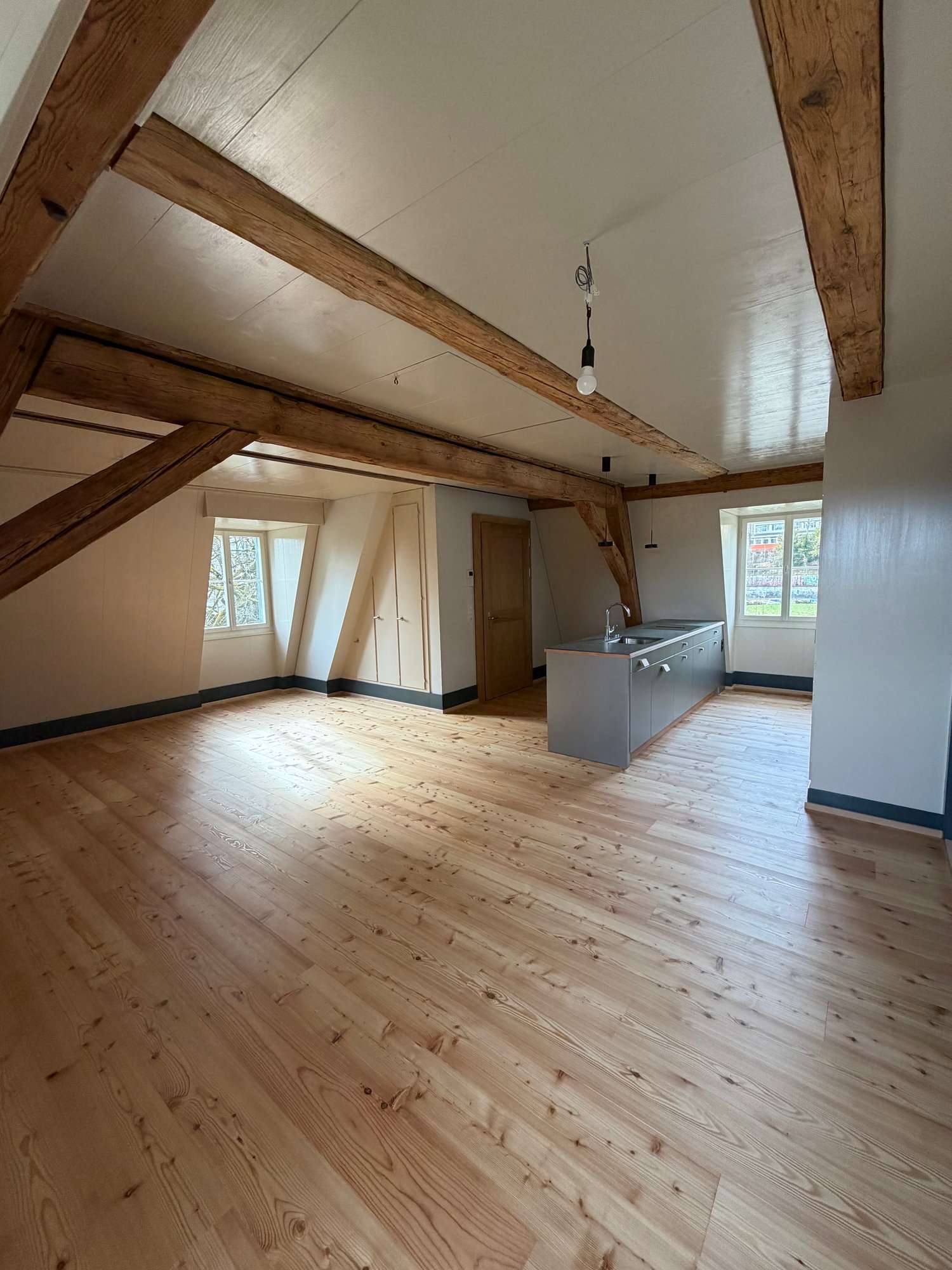 Eigene Parkanlage - Wohnen mit Charme und Einzigartigkeit - Bild 1