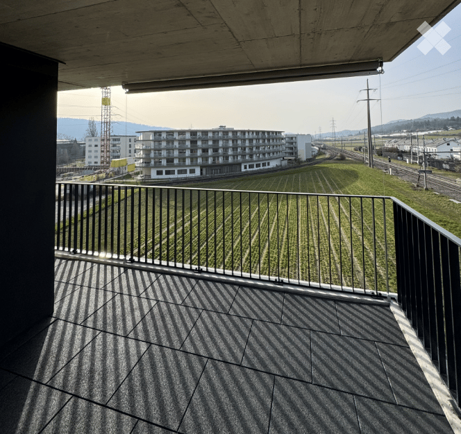 Neubau-Erstbezug in Buchs ZH: 2.5 Zimmer im Grünen & absolut zentral - Bild 5