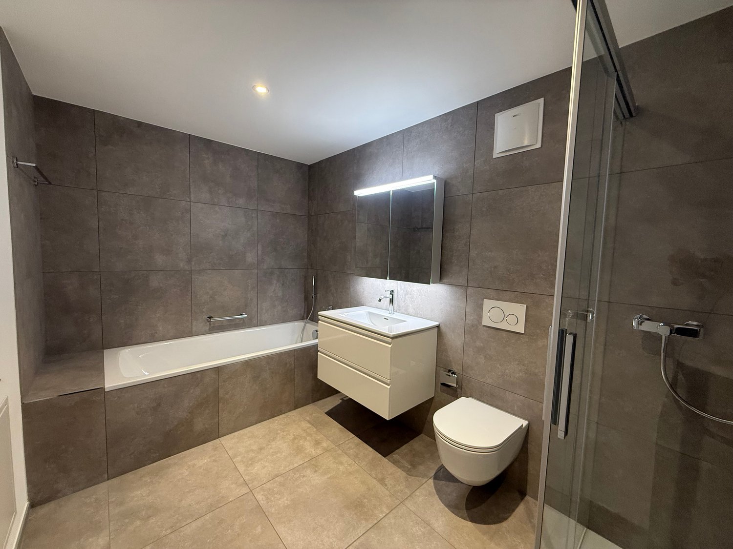 Attraktive 3.5-Zimmer-Wohnungen in unmittelbarer Nähe zum Thunersee - Bild 3