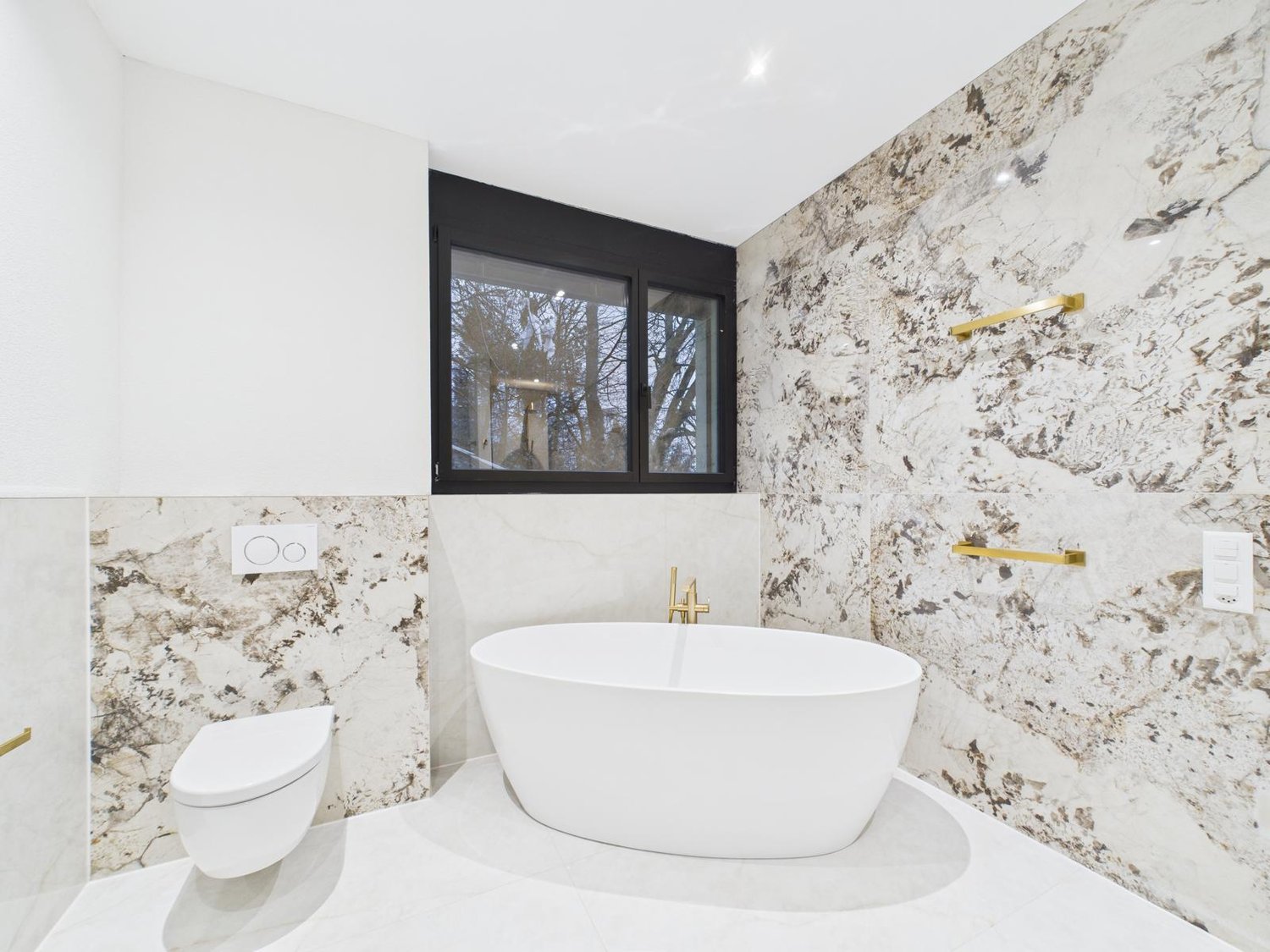 Exklusiver Neubau 2025 – 4.5-Zi. Terrassenwohnung mit 130 m² Panorama - Bild 5