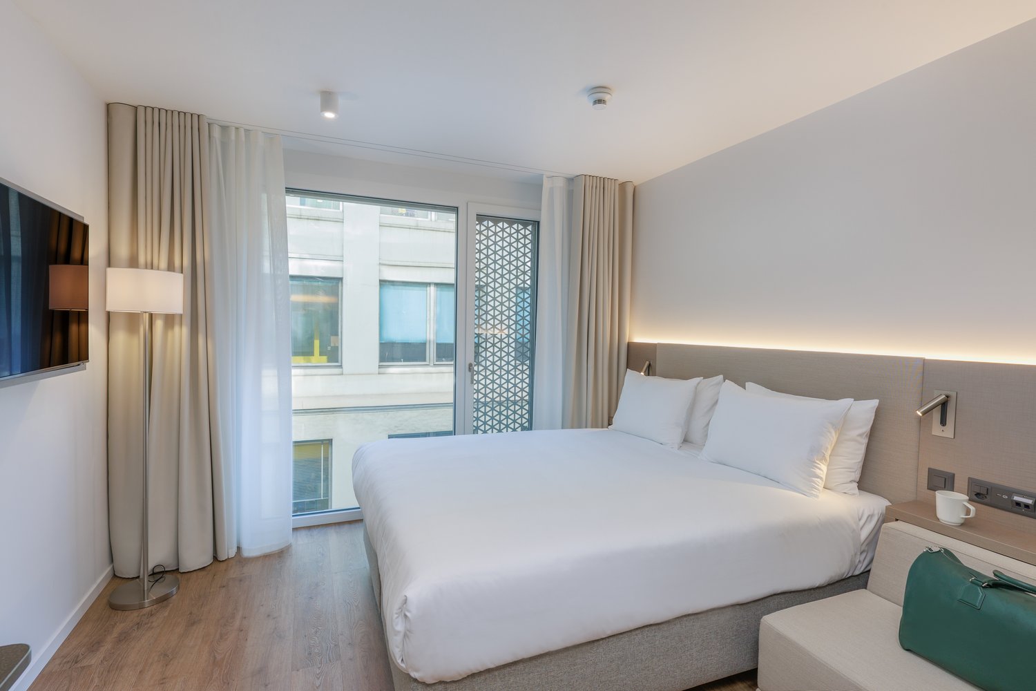 Studio moderne et lumineux au cœur de Genève - Bild 2