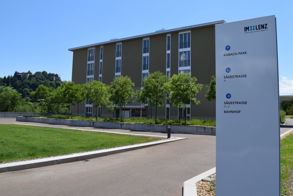 Moderne Wohnsiedlung an verkehrsgünstiger Lage - Umgebung