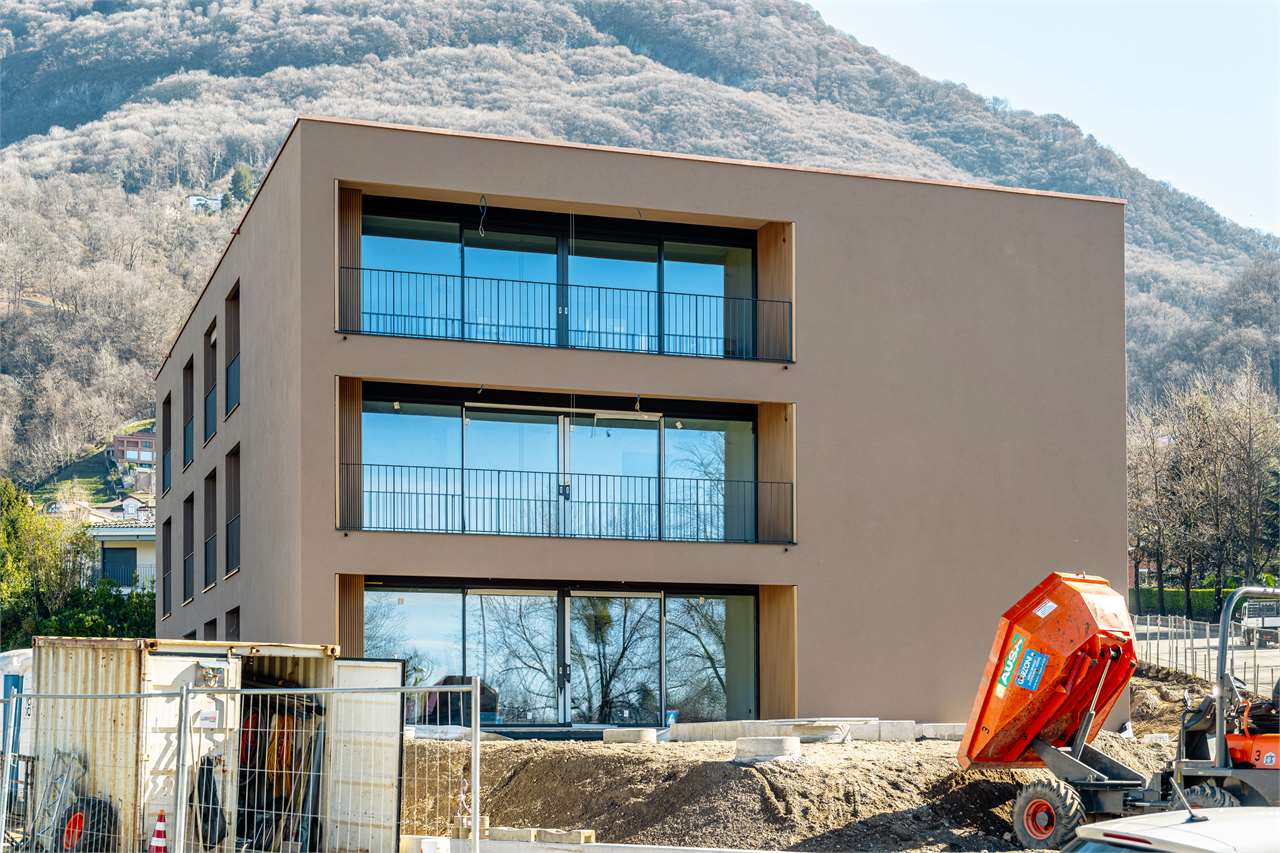 Elegante 4.5 locali all'ultimo piano - Residenza Pregassona 339 - Bild 1