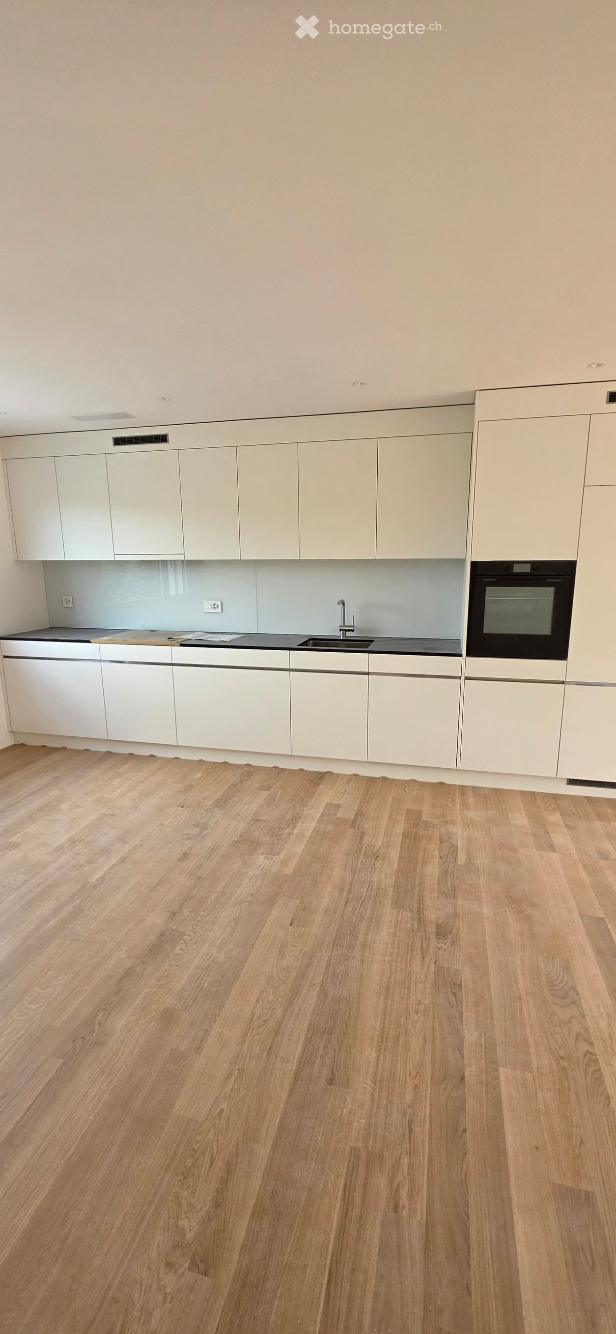 Moderne 4.5-Zimmer-Neubau-Wohnung in Forch - Bild 3