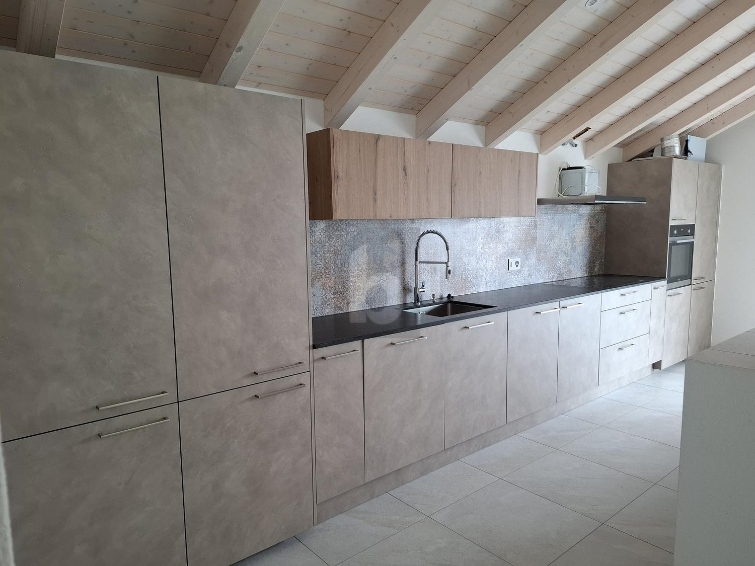 ATTIQUE NEUVE, SPACIEUSE, LUMINEUSE ET MODERNE - Bild 2