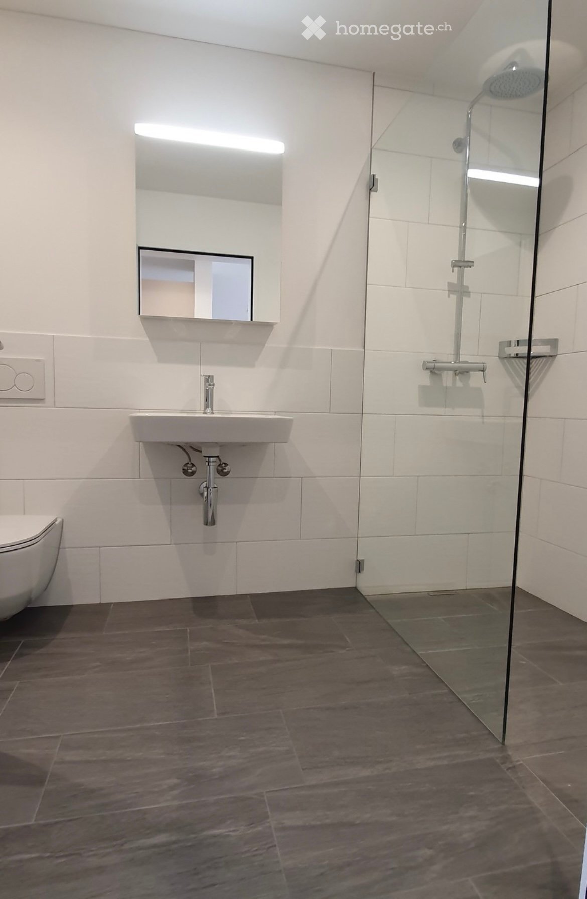 Moderne 2.5-Zimmer-Wohnung mit Balkon in Kempten - Bild 3