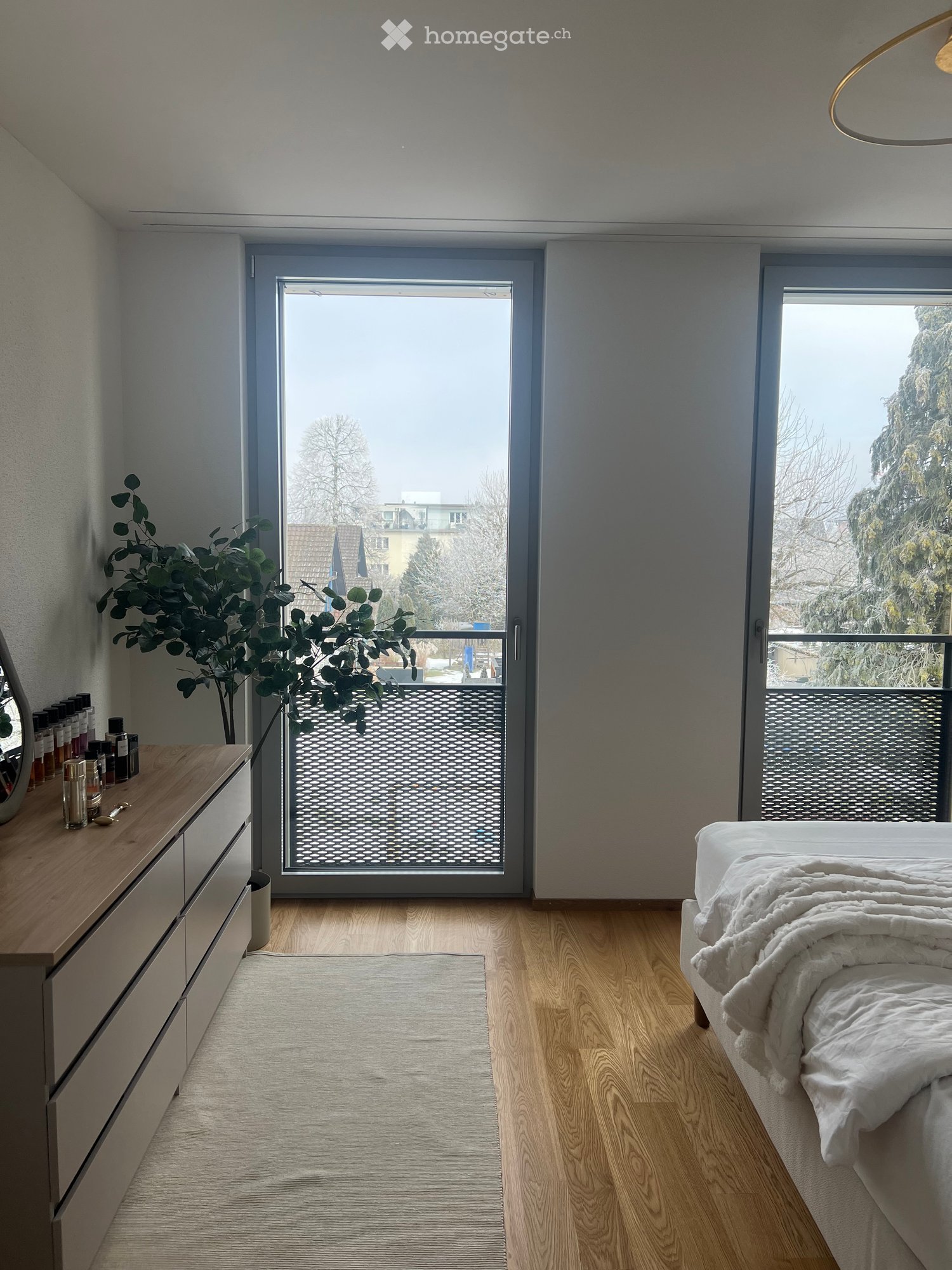 Moderne 3.5-Zimmer-Neubau-Wohnung mit Balkon in Wetzikon - Bild 4
