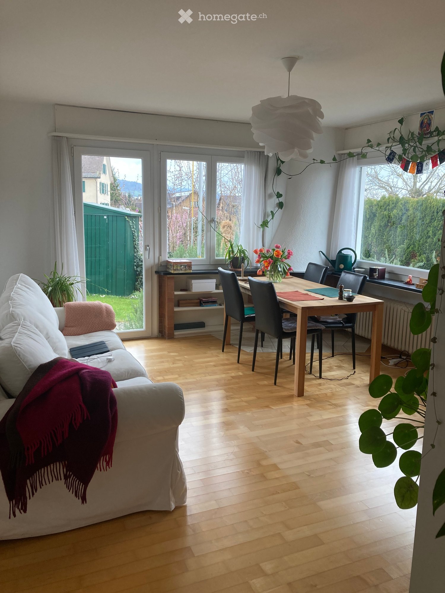 Temporär: Charmante 3.5-Zimmer-Wohnung mit Gartensitzplatz in Horgen - Bild 1