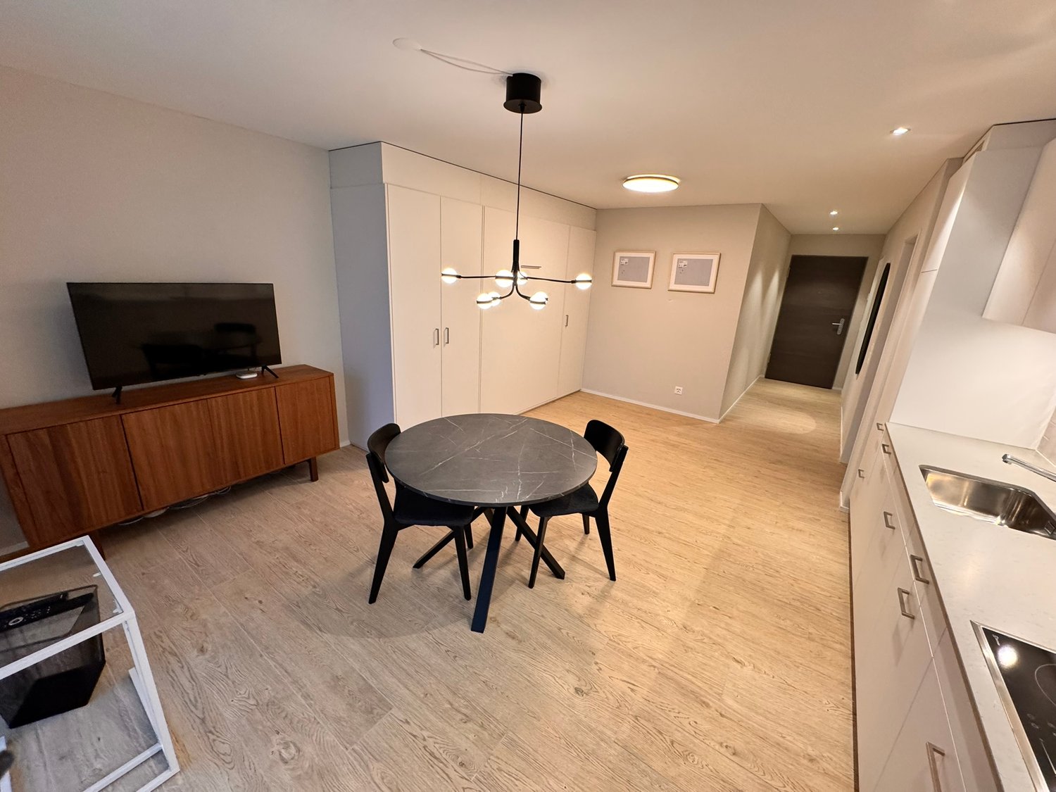 Moderne, voll möblierte 1.5-Zimmer-Wohnung – Erstbezug im Neubau (2024) in Holderbank (AG) - Bild 4