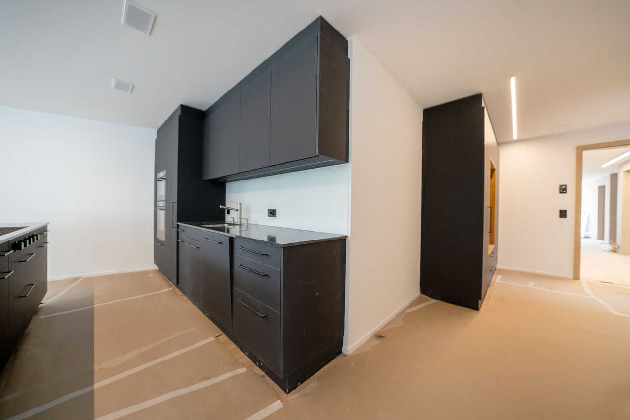 Exklusives Wohnen mit viel Aussenflächen! - Bild 3