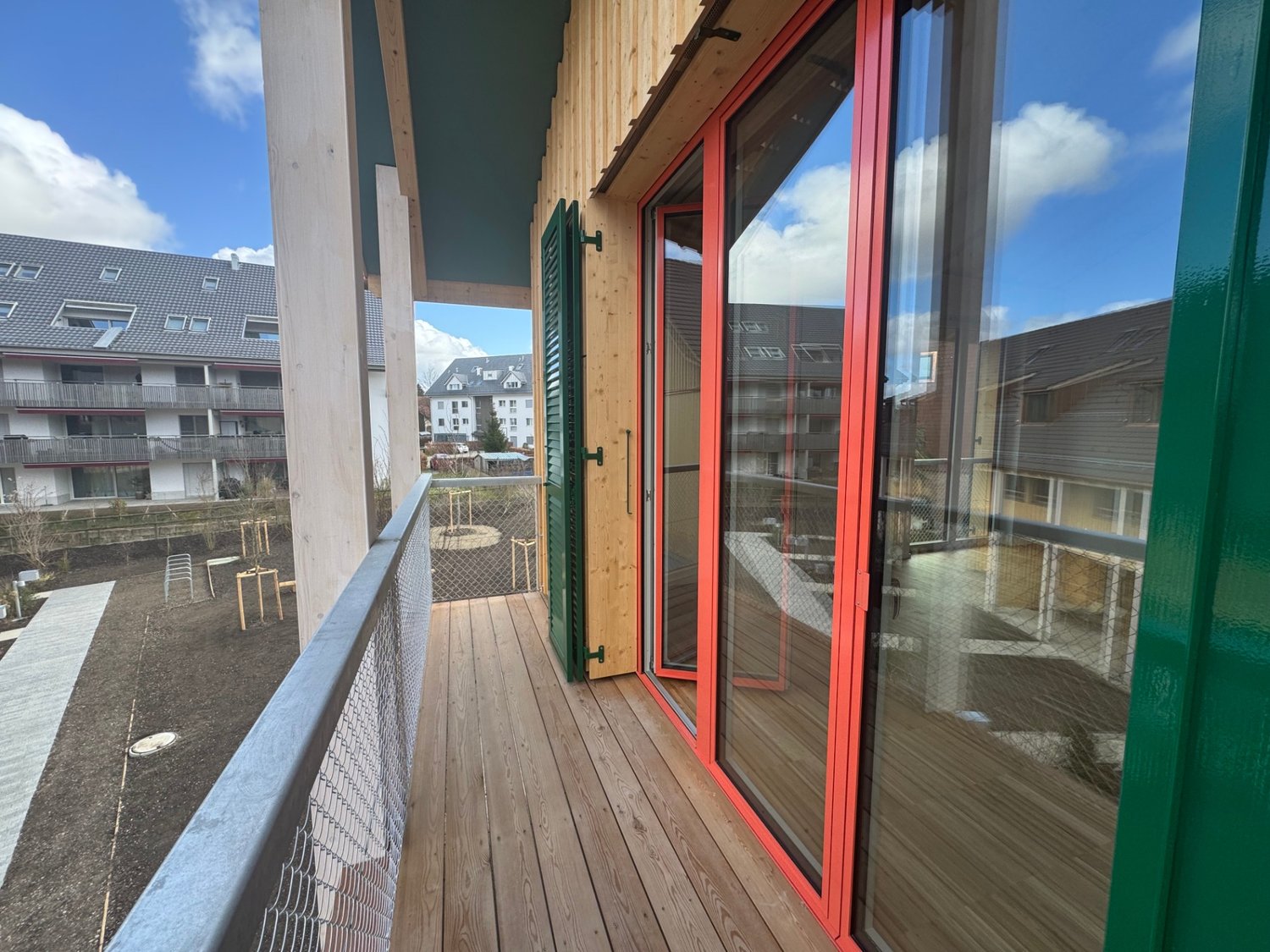 Moderne 3.5-Zimmer-Wohnung mit hohen Decken und Liftzugang - Bild 5