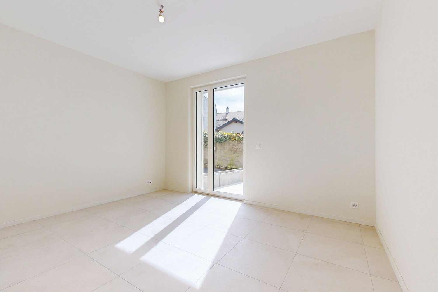 Magnifique 2.5 pièces avec grande terrasse - Bild 6