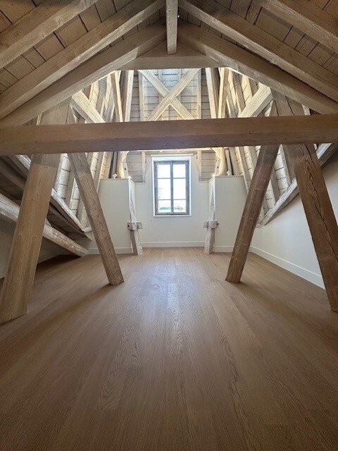 Découvrez ce 3,5 pièces unique sous-gare! - sejour-salle_a_manger.jpg