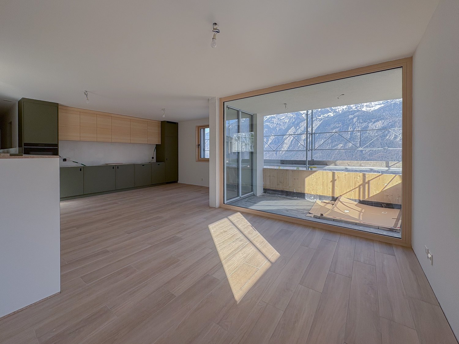 Grand 3.5 pièces avec jardin et garage - Bild 1