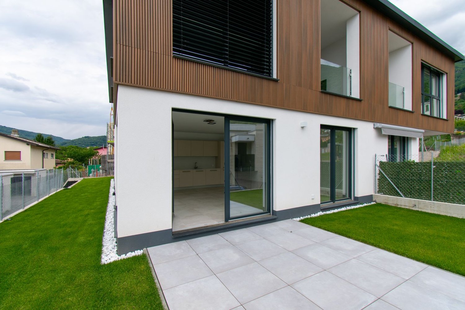 NUOVO APPARTAMENTO 3.5 LOCALI CON GIARDINO - Bild 8