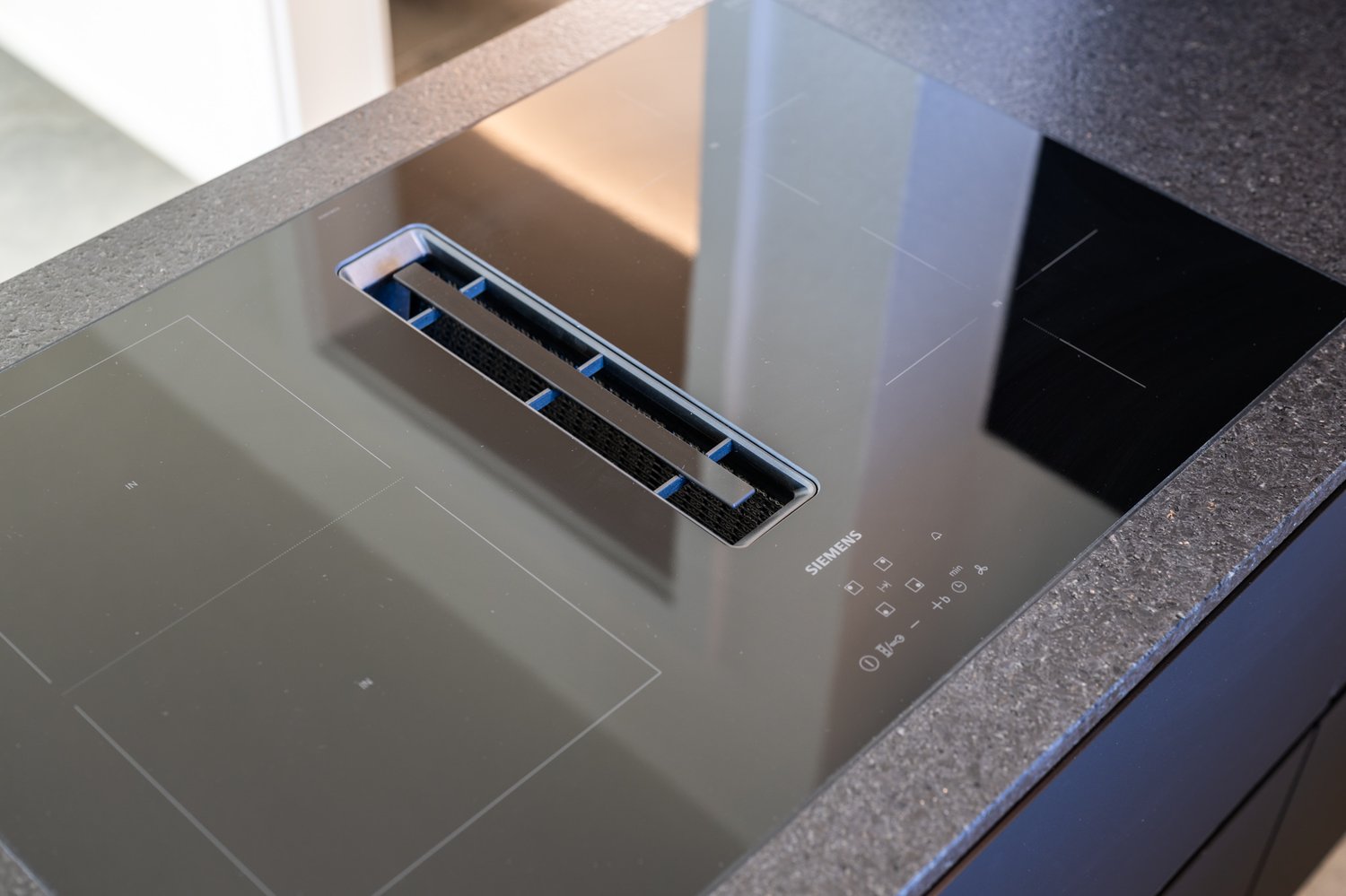 Erstbezug nach Totalsaierung! 2.5-Zimmerwohnung mit Traumküche sucht neuen Mieter - Bild 6