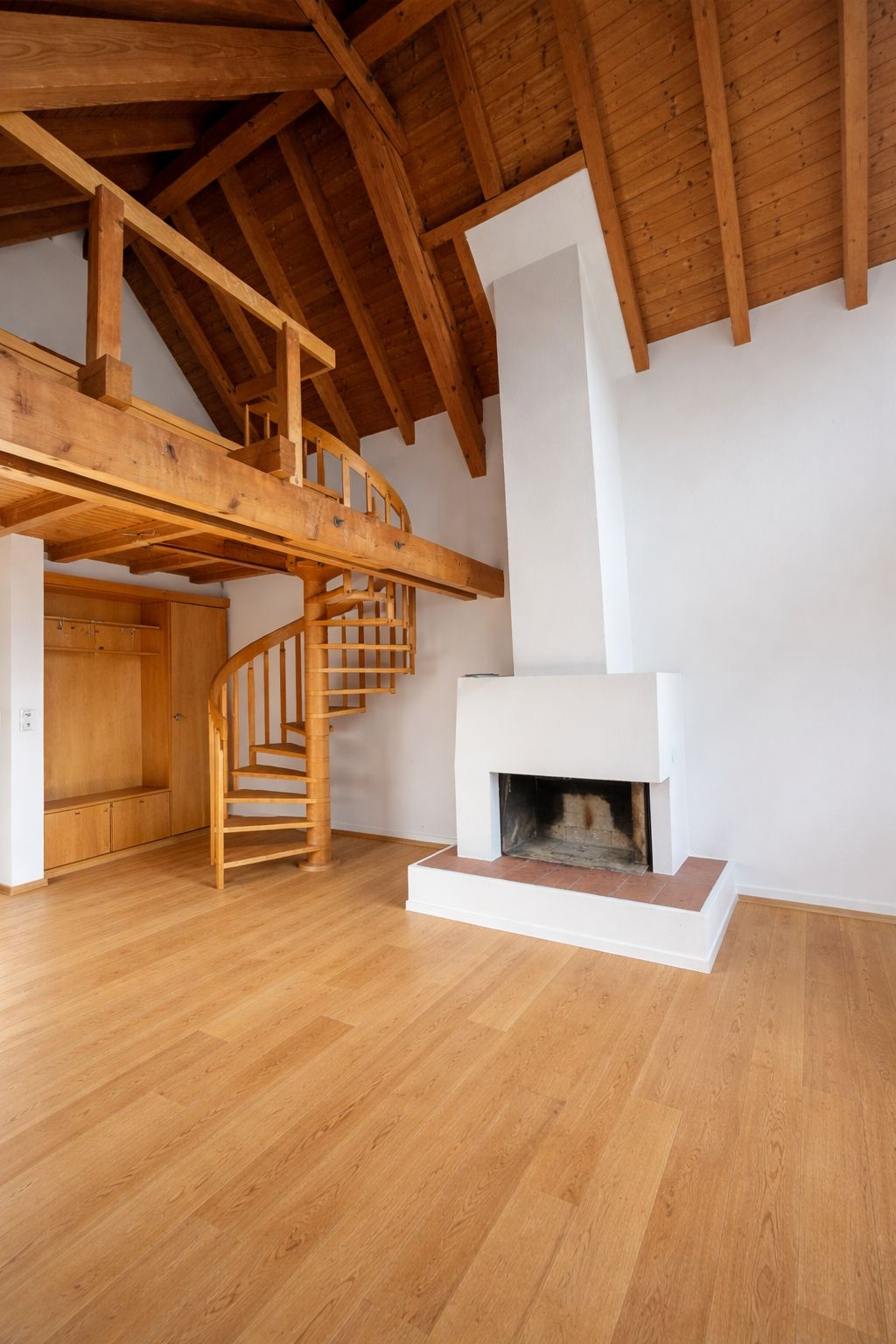 neu renovierte, stilvolle Maisonette-Wohnung im Dorfkern Tägerwilen - Bild 1