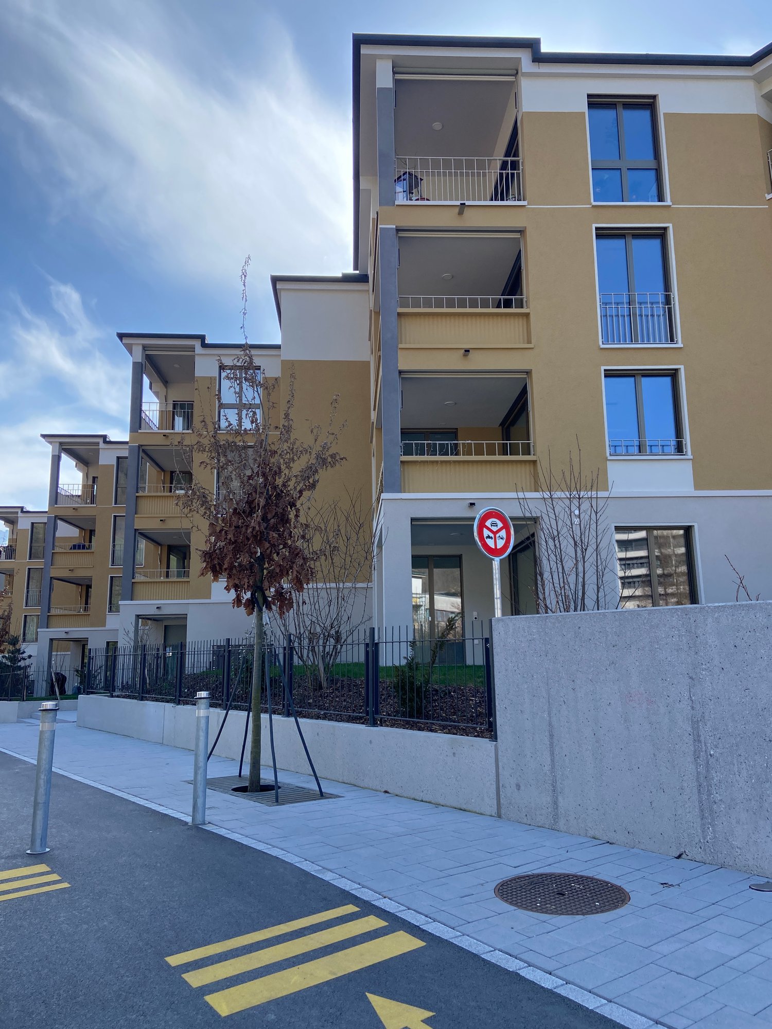 Erstvermietung Moderne 4.5-Zimmer-Neubau-Wohnung in Glarus - Bild 1