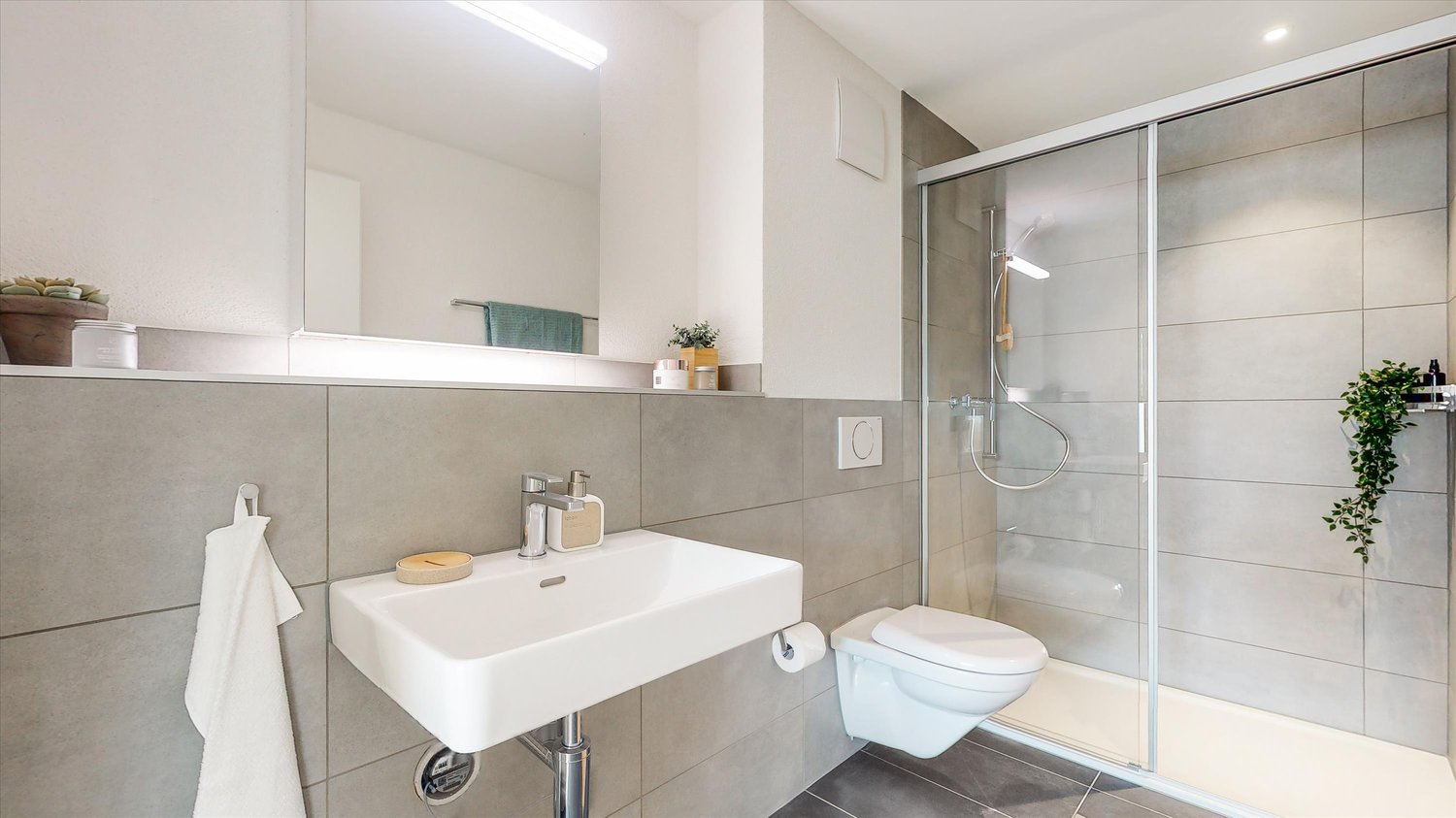 Wunderschönes Wohnen im Grünen - Bad