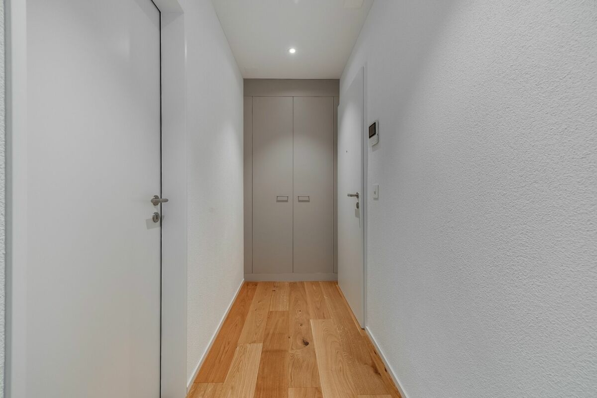 Erstvermietung - Attraktive 3 1/2-Zimmer-Gartenwohnung mit Loggia und Gartensitzplatz im Zentrum von Sissach - Bild 3