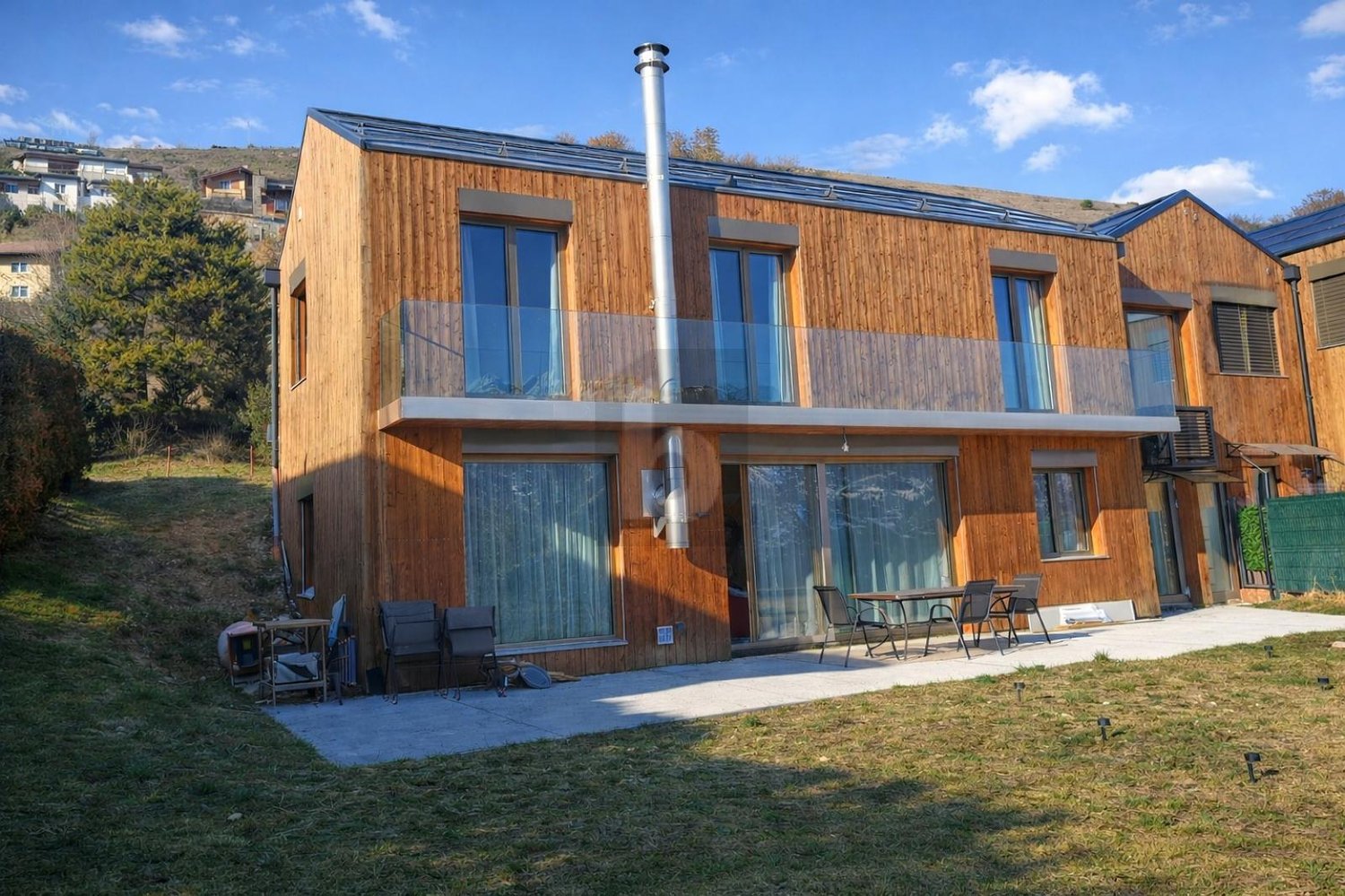 MODERNE, LUMINEUX & AVEC PANORAMA - Bild 1