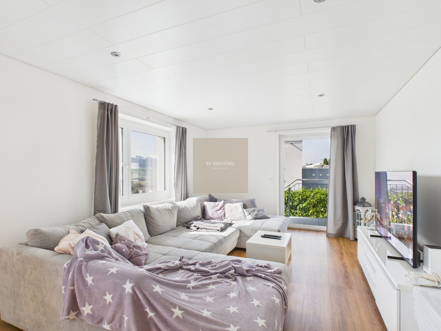 Zuhause ankommen – kernsaniertes 6-Zimmer-Haus mit Terrasse, Weitblick und Garten in Zetzwil - Bild 9