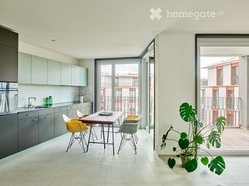 Moderne, helle 5.5-Zimmer-Neubau-Wohnung in Samstagern - Bild 2