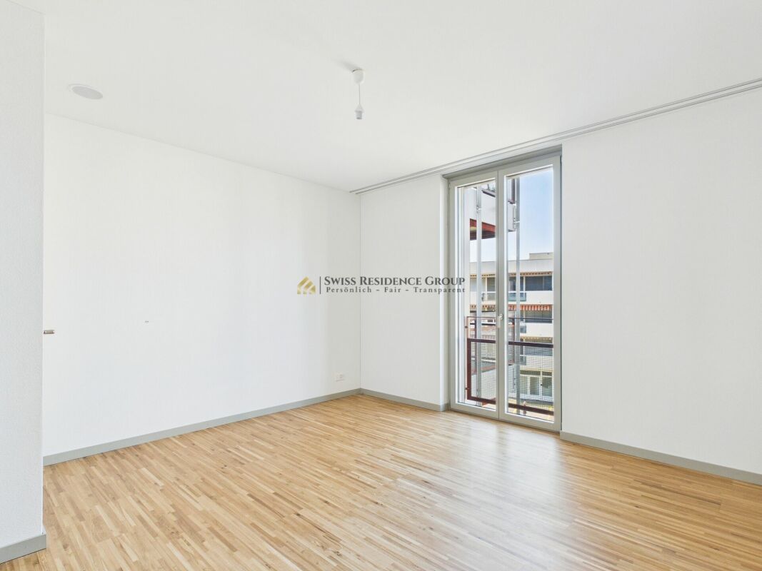 Elegante 3.5-Zimmer-Wohnung mit zwei Balkonen - lichtdurchflutet und stilvoll konzipiert - Bild 9