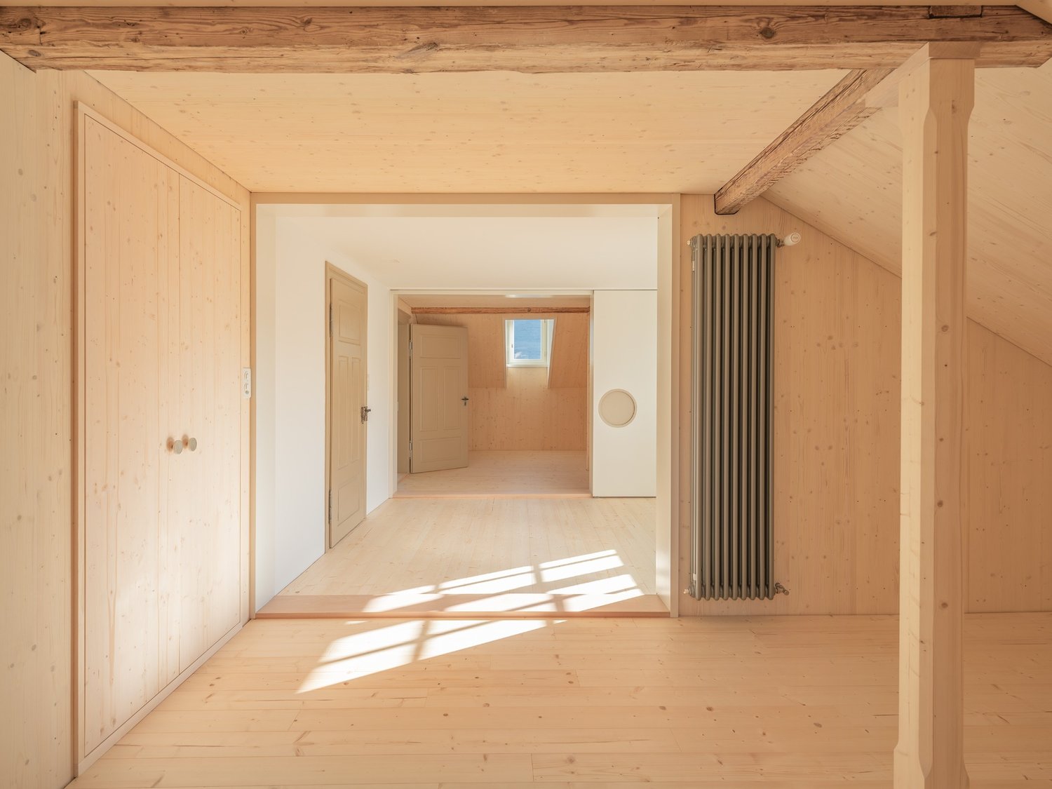 Erstbezug Dachgeschosswohnung - wenige Gehminuten vom Zentrum - Angrenzende Zimmer