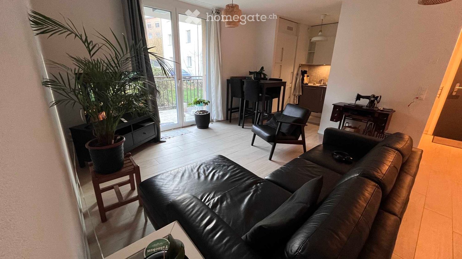 Appartement lumineux avec balcon – 15 min centre-ville – CHF 1"670 charges incluses - Bild 4