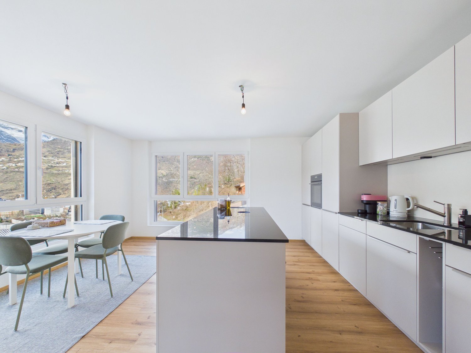 Wohnkomfort in Visp – helle 3.5-Zimmer Wohnung mit herrlichem Ausblick - Bild 2