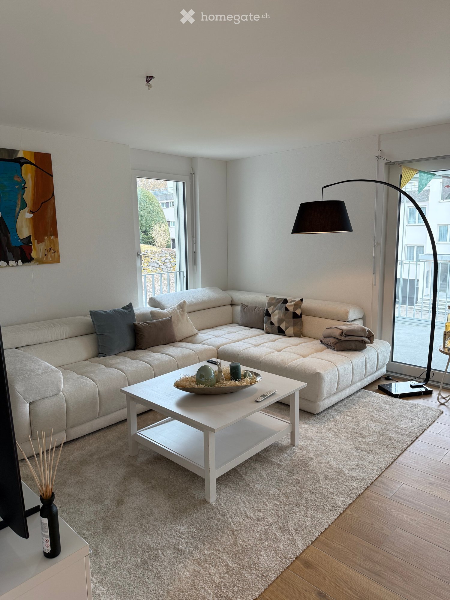 Moderne 3.5-Zimmer-Neubau-Wohnung mit Balkon und schöner Aussicht in Wald ZH - Bild 2