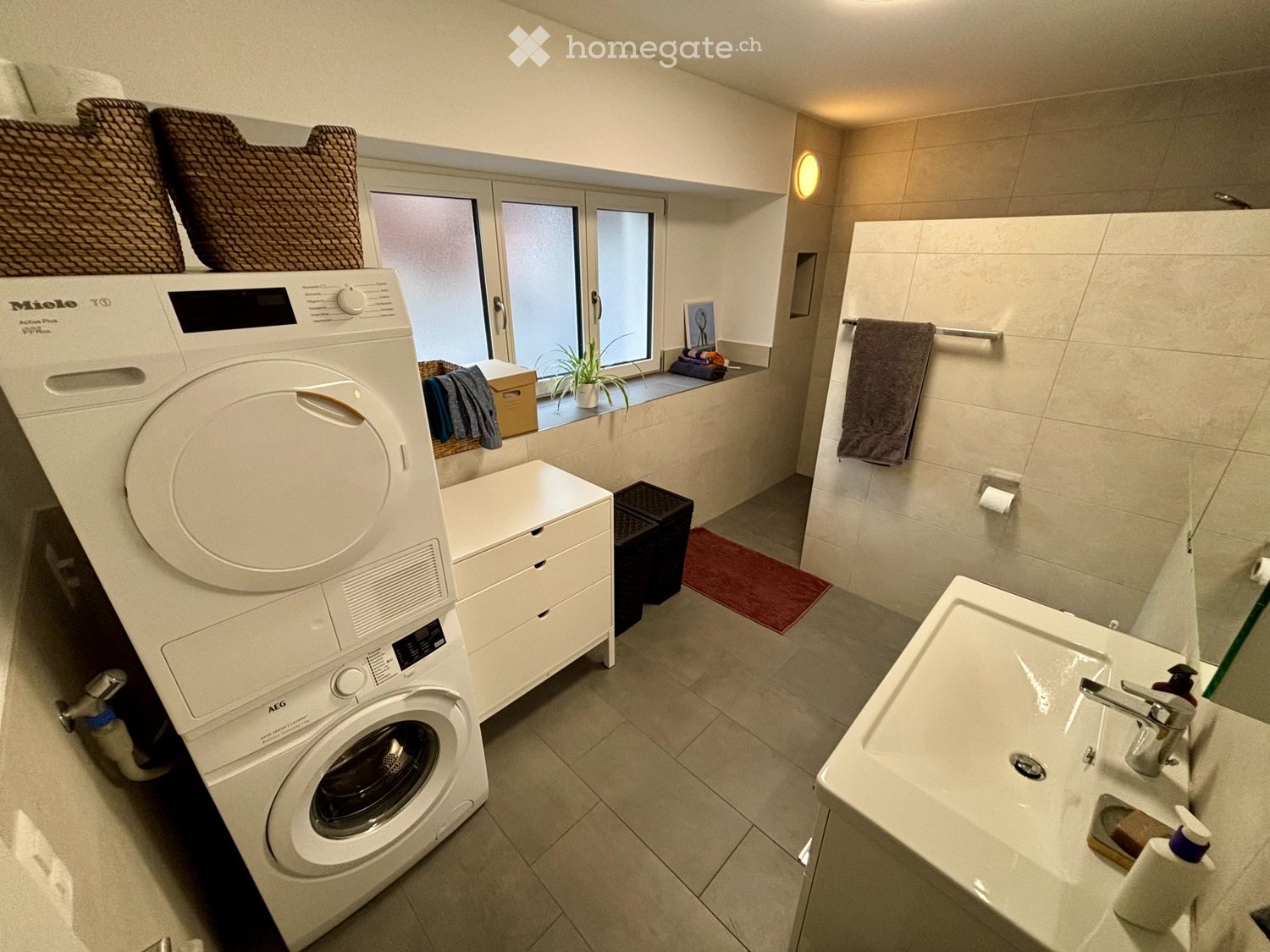 Grossflächige 2.5 Zimmer-Wohnung, steuergünstig gelegen - Bild 4