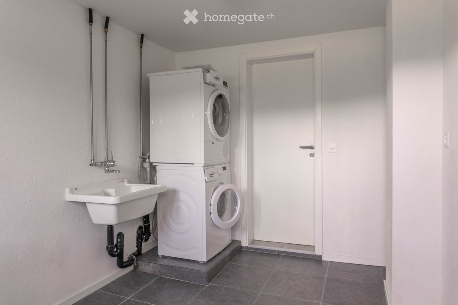 Modern saniertes Haus mit Garten & 3 Parkplätzen – ideal für Familien, Homeoffice oder Büro - Bild 8