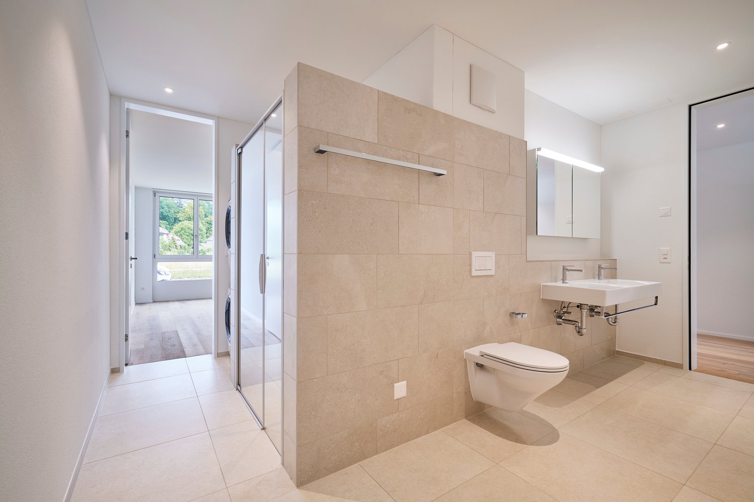 Erstvermietung Blumenau - Die Wohninsel an der Thur - Grosses Badezimmer mit WM, TU