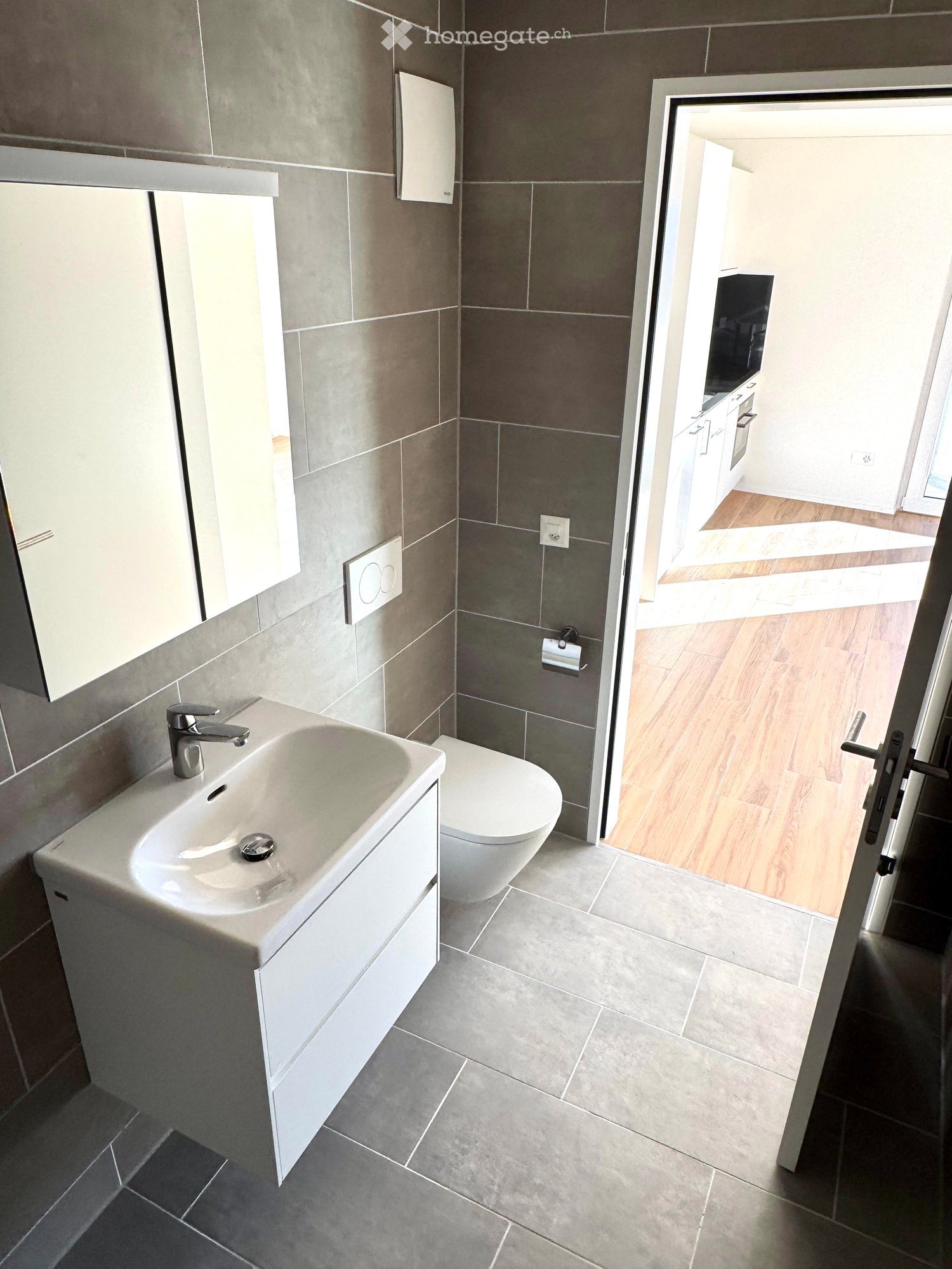 Erstbezug – Helle 2.5-Zimmer-Neubauwohnung mit sonnigem Balkon - Bild 4