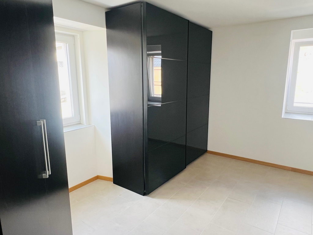 Appartement moderne de 2.5 pièces au 1er étage - chambre.jpg