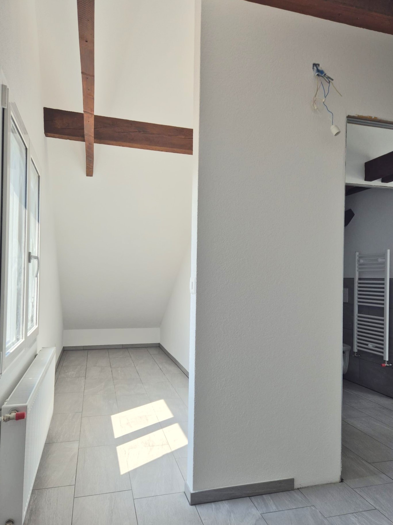 wunderschöne Dachwohnung mit Balkon - Kämmerli