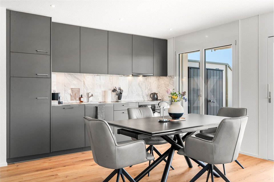 Magnifique attique meublé de 2,5 pièces avec terrasse de 65 m² à Avenches - Bild 3