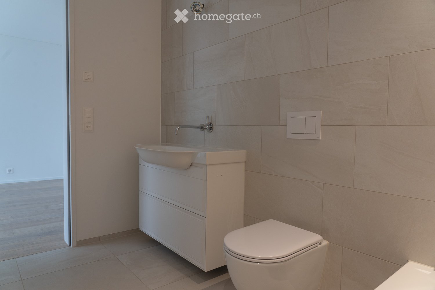 Erstbezug: Hochwertige 3.5-Zi-Wohnung, ca. 100 qm, Seesicht, Terrasse + 2 TG-Plätze, E-Ladestation - Bild 11