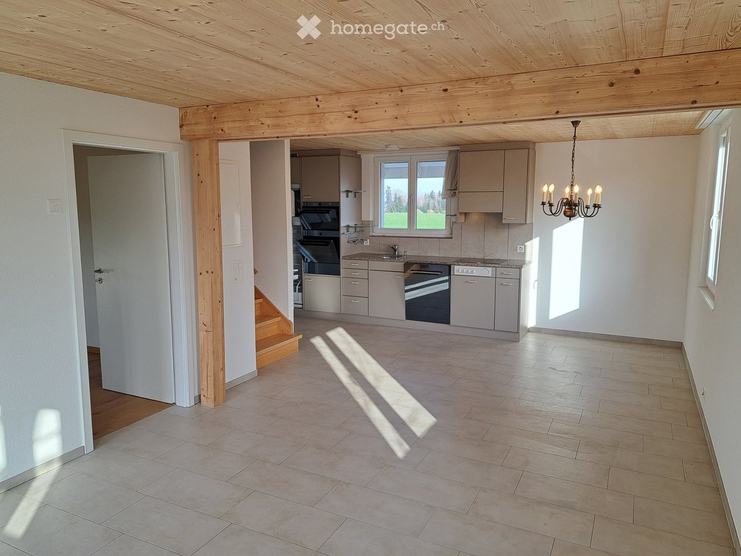 Charmanter 3.5-Zimmer-Hausteil 9315 Winden - Bild 3