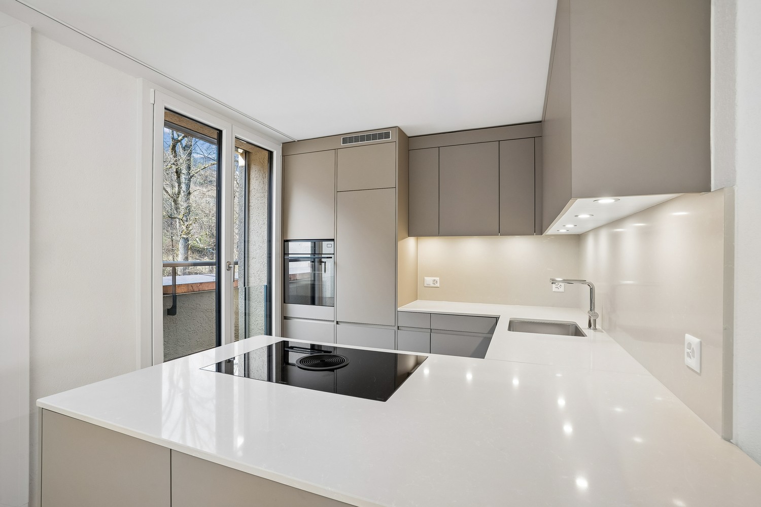 Exklusive 6.5-Zimmer-Wohnung  Erstbezug in Adliswil - Bild 13