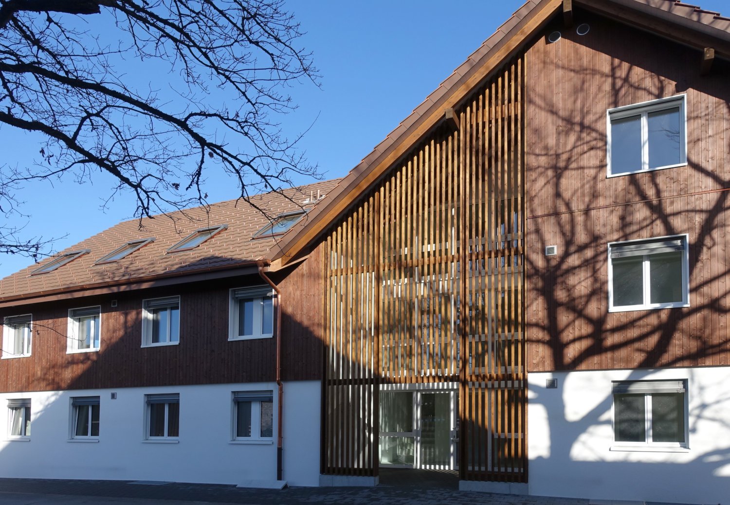 Modern wohnen im Neubau – 4.5 Zimmer mit 106 m², Garten oder Balkon - Bild 2